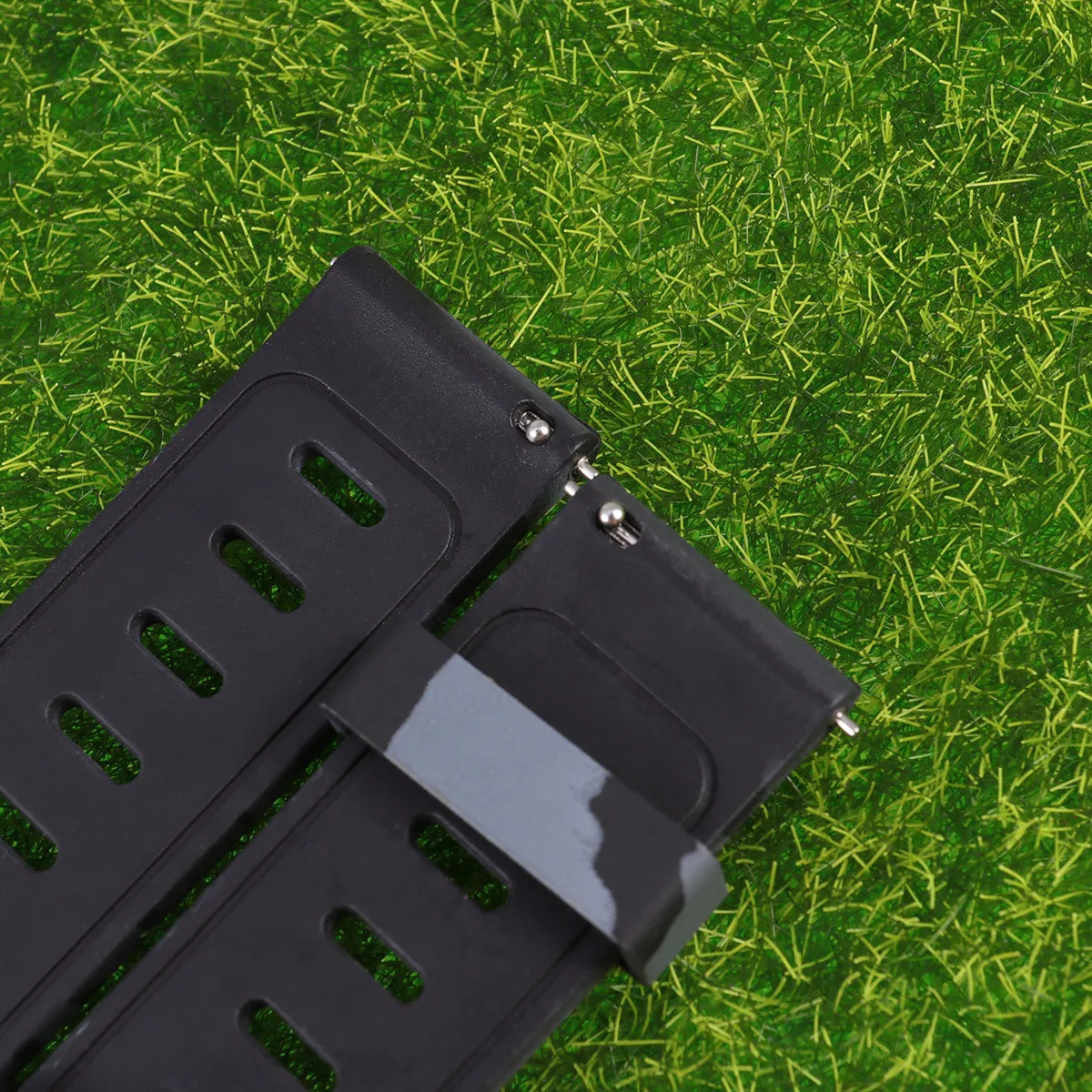 

Comfortable Grey Camouflage Watch Strap Silicone Replacement Band Smooth Seamless Design Fits Most Watches Compatible for Bip