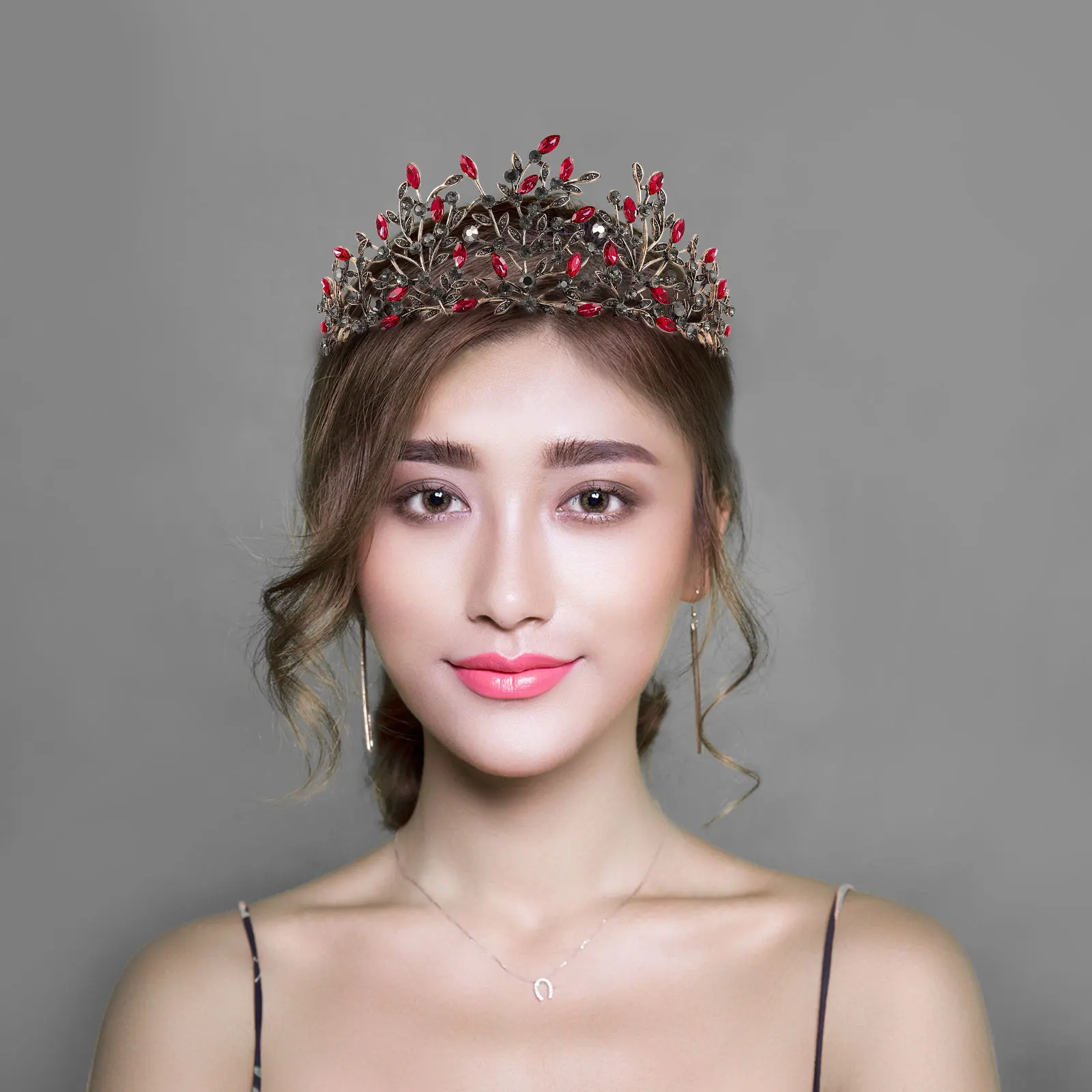 

Gorgeous Bride Hair Accessory Unique Headdress Brilliant Rhinestone Wedding Hair Decor Event Decoration