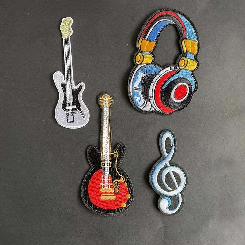 4PC/Punk patches Thermocollants Headset,Musical Note,Guitar Applique Fabric Embroidery Badges Iron on Patch For Clothing,Jacket