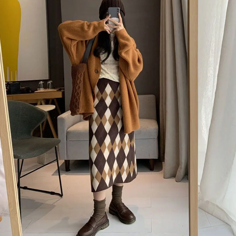 Winter Thicken Elastic Knitted Skirts for Women Harajuku Vintage Loose Checked Skirt Female 2025 New Street Straight Long Skirt