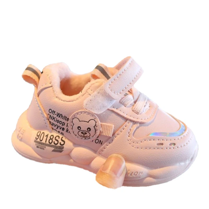 Zapatos informales de otoño e invierno para bebés, niños y niñas, zapatillas de deporte cálidas de felpa para niños, zapatos para caminar de malla sólida, zapatos de algodón de cuero PU para niños pequeños