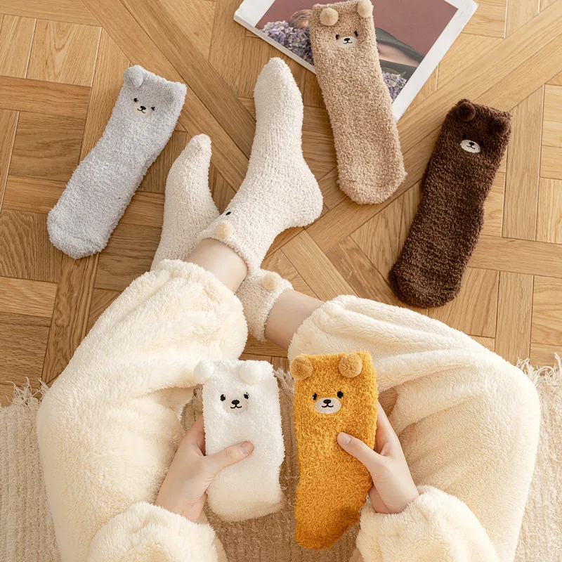 Women Socks 2023 Winter Cute Bear Coral Fleece Fuzzy Socks Autumn Happy Funny Socks for Girl Warm Winter Female Home