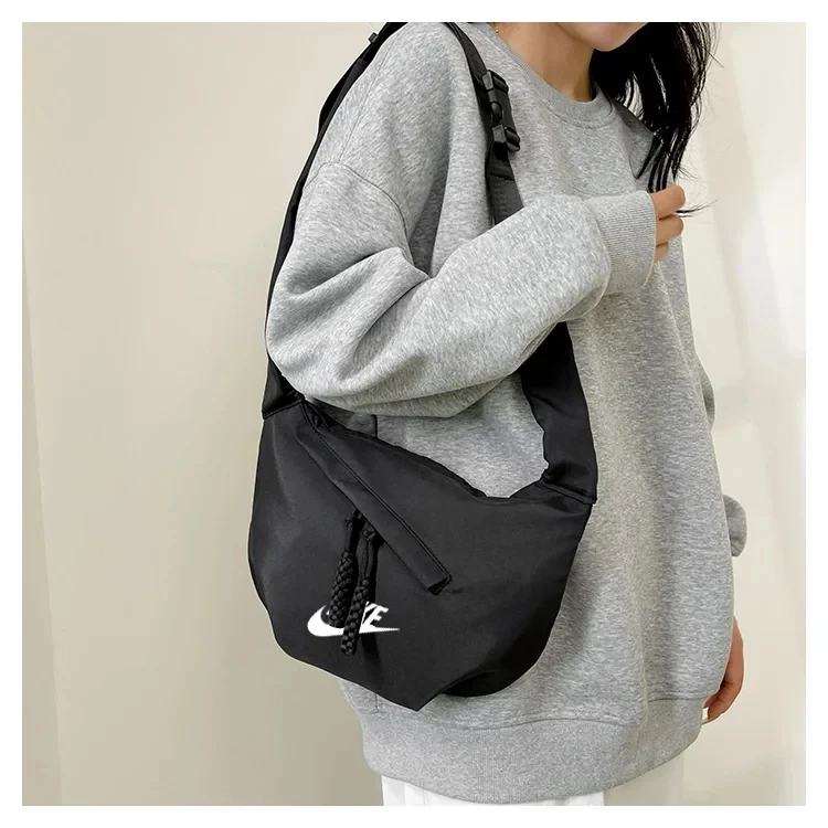 Nike Tech Hip Pack Series Large Capacity Nylon Zip Closure Sport Shoulder Crossbody Belt Chest Bag