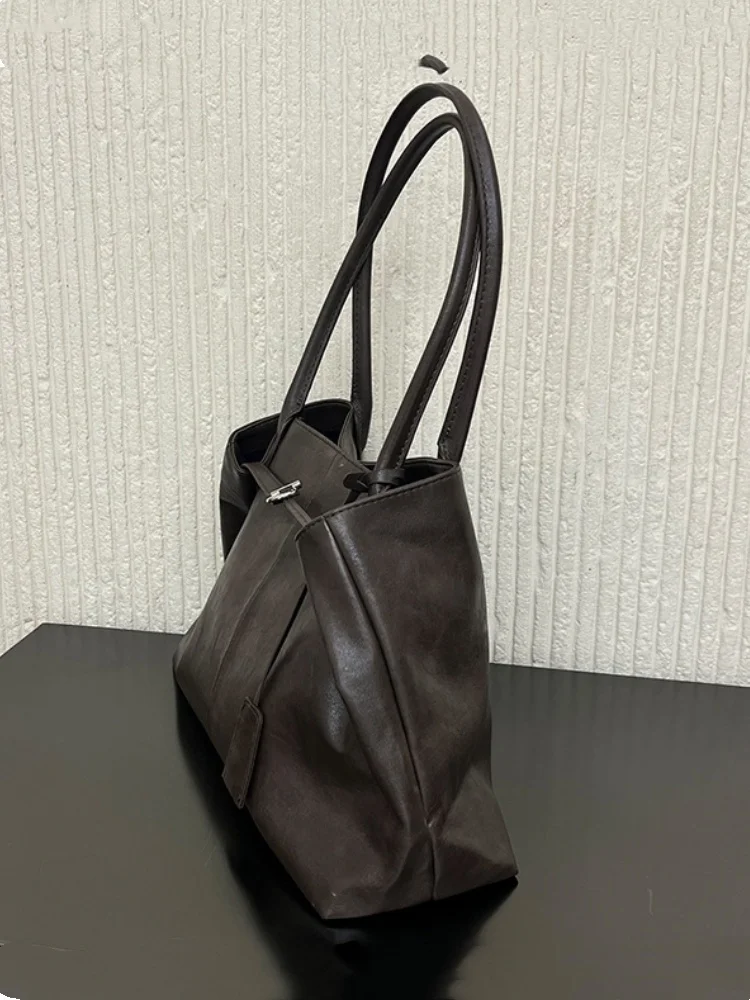 New Retro Minimalist Tote Bag for Women Trendy Solid Color Large Capaci Underarm Bag Square Versatile Commuting Bag