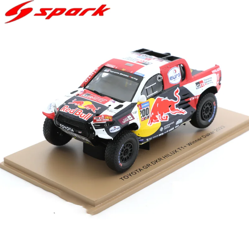 Nowość w magazynie Spark 1:43 Toyota Gr 200 Dakar 2023 Rally Champion Symulacja żywiczny model samochodu Kolekcja zabawek na zamówienie Prezenty Ozdoba