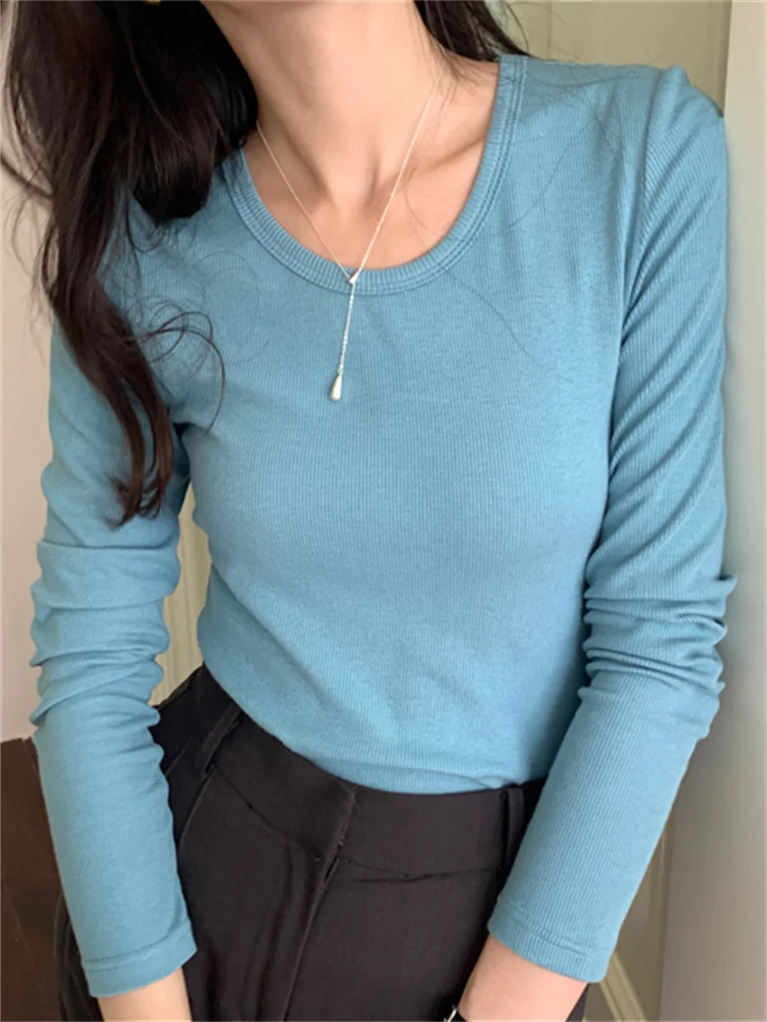 الغريبة كيتي سليم تيز المرأة الصلبة شيك قاع الخريف جديد 2024 عادية كم كامل الخريف اليومية كل مباراة موضة تي شيرت