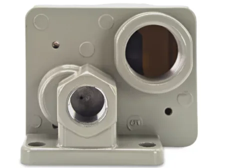 IS3010-02L2        IS3010-02L5        DPA01M-P       DPA10M-P         AD15-304       AD15-303       VXD235AA       VXD235BA