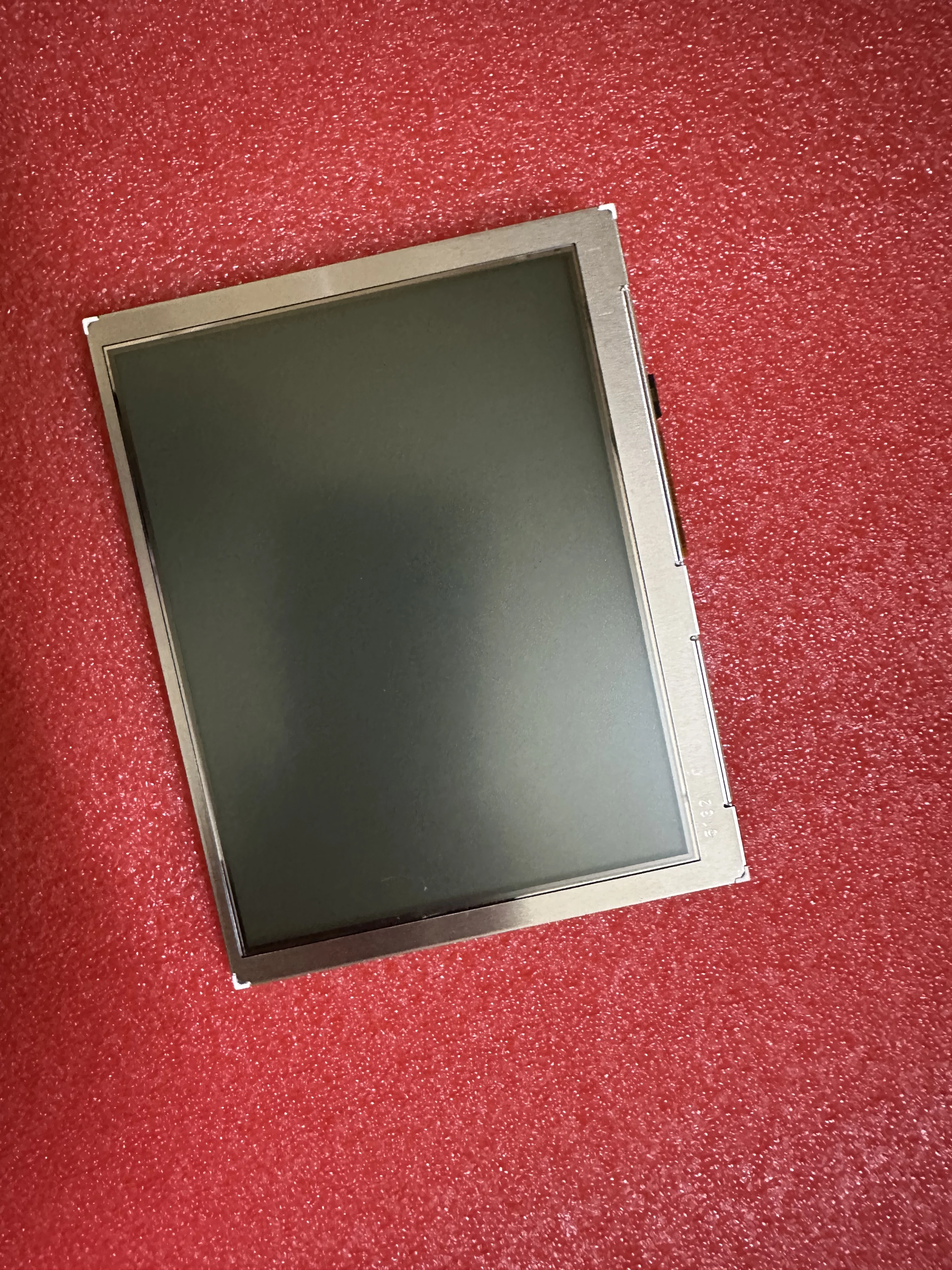 PD057QT2(2F) PD057QT2(LF) Panel LCD 5,7 inci 320*240 Garansi 90 hari