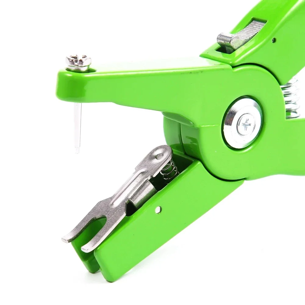 Pinze per etichette auricolari per bestiame Dispositivo di controllo Pinze per spine per orecchie in metallo Pigne Mucca Pecora Coniglio Identificazione degli animali Forniture per l'allevamento
