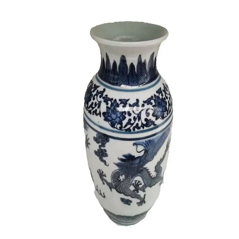 

Chinese Old Porcelain ,Blue and white dragon patterned vase