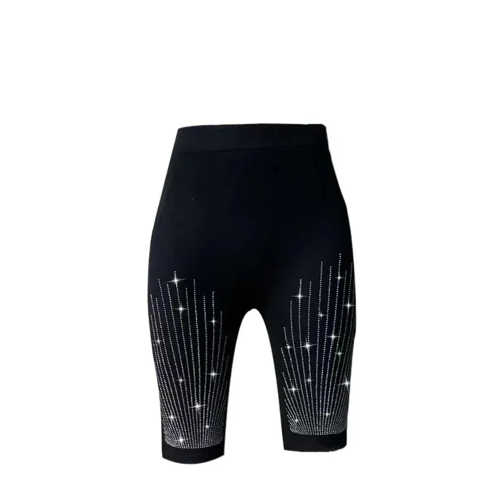 Leggings negros con diamantes de imitación para mujer, mallas con letras de circón, pantalones cortos de Yoga de cintura alta, hasta la rodilla, pantalones cortos de elevación de cadera, Damas