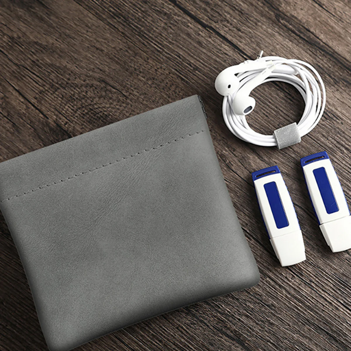 

1pc Earphone Storage Pouch Durable Pu Lightweight Portable Organizer For Data Cable Usb U Disk Anti-Shock Grey