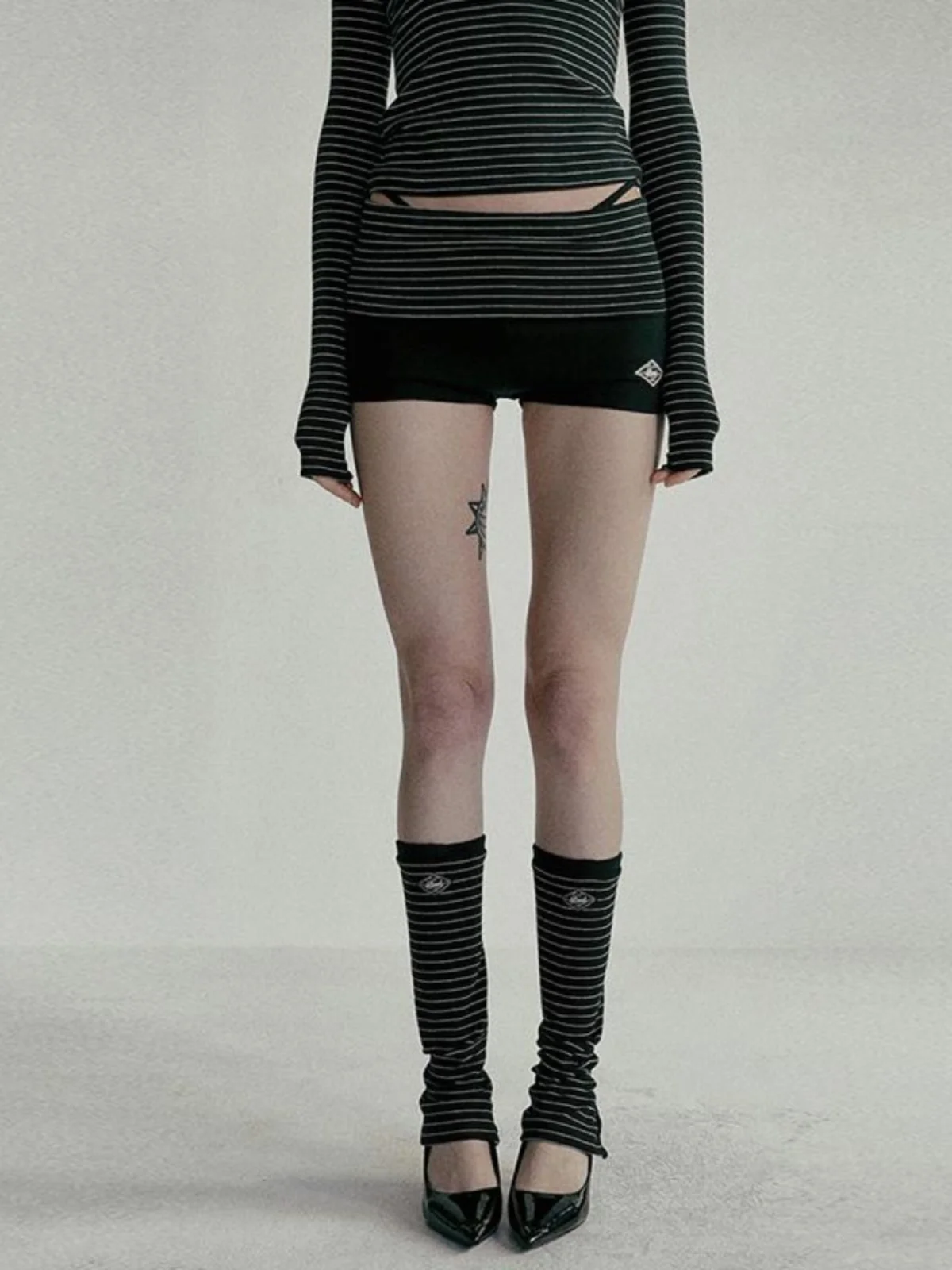 아메리칸 스트라이프 스포츠 반바지 여성 섹시 캐주얼 슬리밍 핫 바지 독특한 3/4 길이 스트레이트 레그 탄성 허리띠