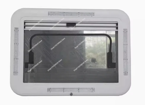 Customized Large Caravan RV Skylight Roof Vent 3-Size With LED Light 500/700/800 X 500Mm Cut Out For Motorhome