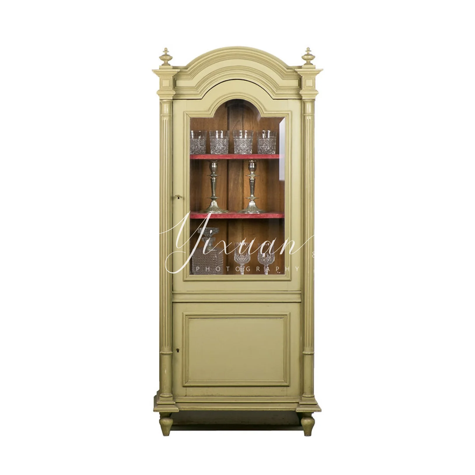 Amerikanischer, moderner, minimalistischer Weinschrank-Spind