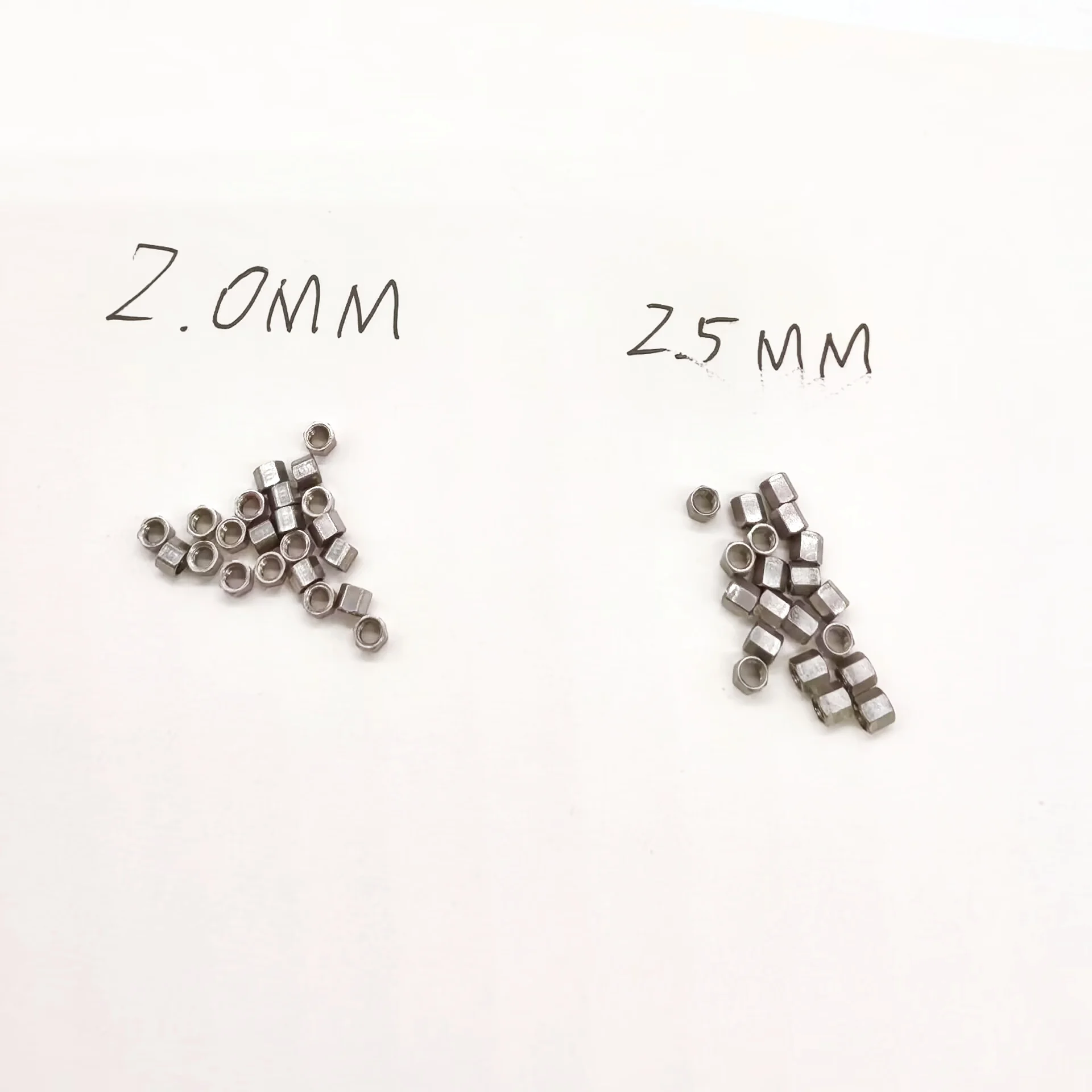 20pcs Metal M2 Wheel Lock Nut Screw for 1/14 Tamiya RC Dump Truck SCANIA 770S R620 VOLVO BENZ Arocs MAN TGX LESU Car Accessories
