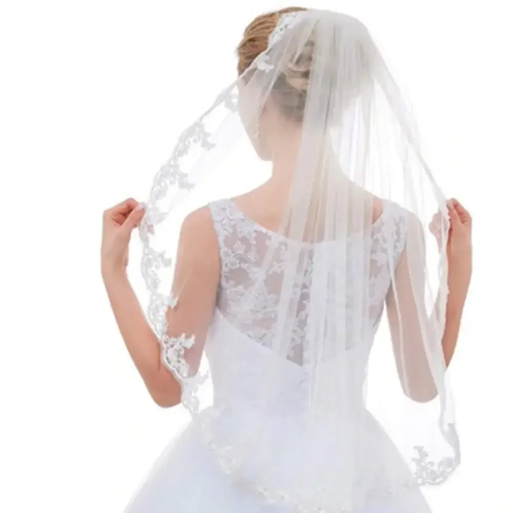 Bridal Veil Fingertip Length 1 Tier Floral Embroider Lace Edge Wedding Veil with Comb