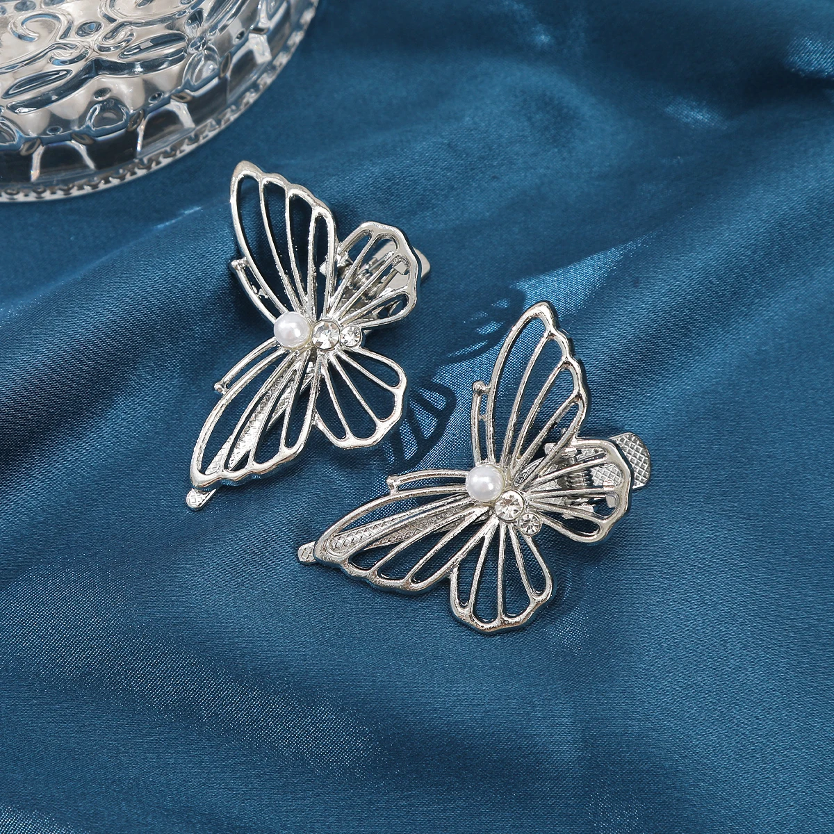 Rhinestone Butterfly Hair Clip Silver Fashion Festival Hair Clip Sweet Photo Styling Hair Clip Hairpin Korean Hair Accessories