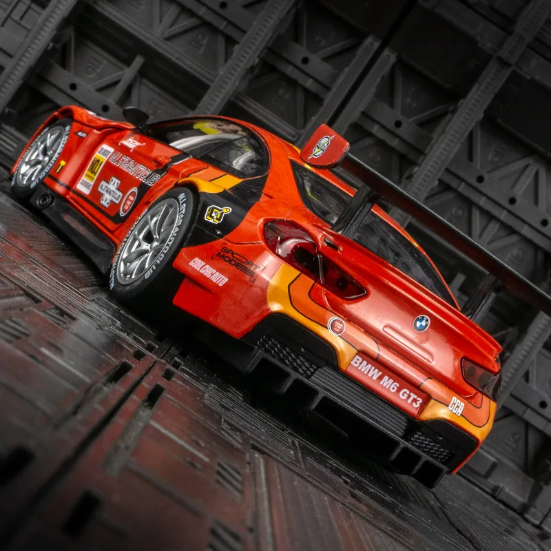 1:24 BMW M6 GT3 سباق السيارات عالية محاكاة دييكاست سبيكة معدنية نموذج سيارة ضوء الصوت التراجع جمع الاطفال لعبة الهدايا