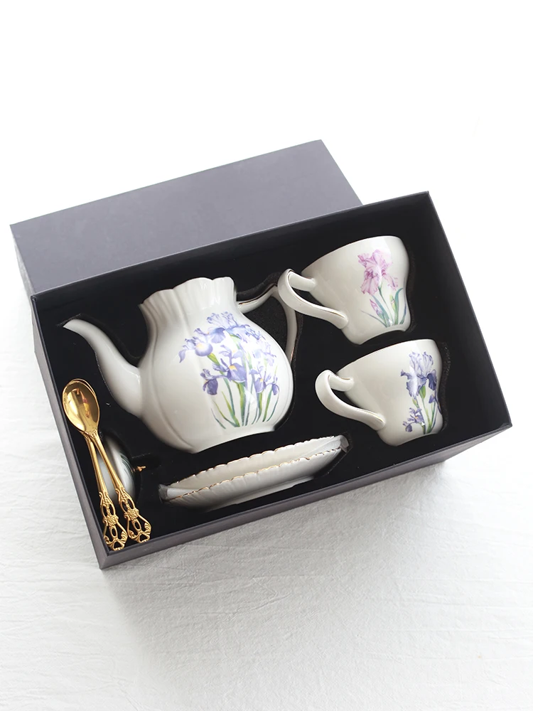 220ml French Ceramics Phnom Penh European Court Coffee Cups Saucers English Afternoon Tea Red Tea Cups Cups with Warbler Flower