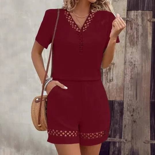 Set Fashion Wanita Atasan Lengan Pendek Leher V Solid Kasual + Celana Pendek Pinggang Tinggi Dua Potong Set Wanita Musim Panas Kantor Wanita 2025