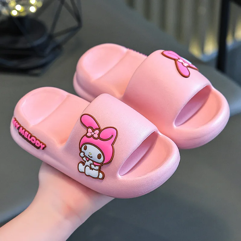 Sanrios Hello Kitty Summer Slippers Cartoon Kuromi My Melody Cinnamoroll Anime Outdoor Bathroom Beach Anti-Slip Sandal For Girls