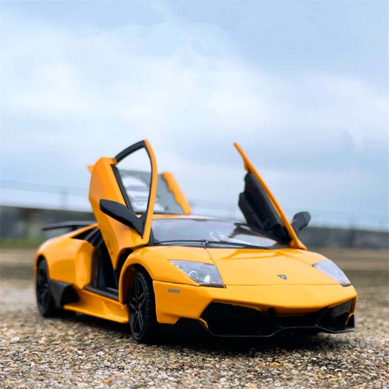 New 1:18 Murcielago Alloy Sports Car Model Diecast Metal Racing Car Vehicles Model High Simulation Collection Childrens Toy Gift