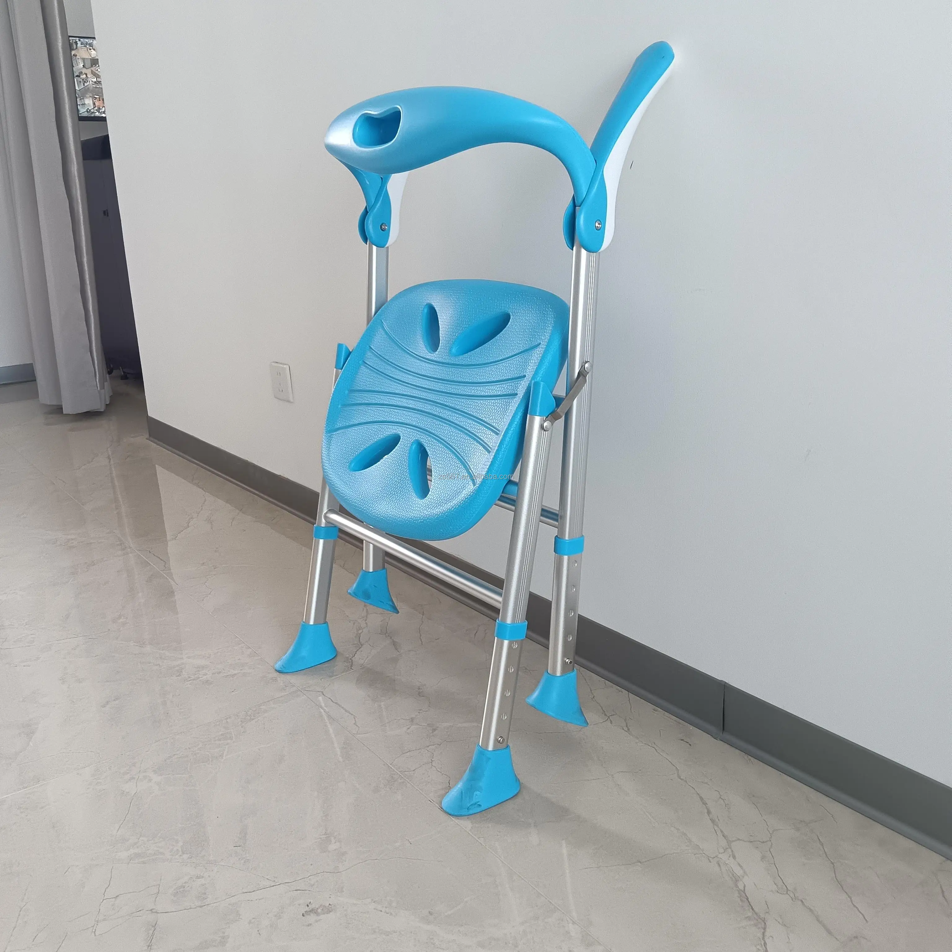 Kursi Mandi Kamar Mandi Lipat Ringan Anti Selip Dengan Sandaran Untuk Lansia