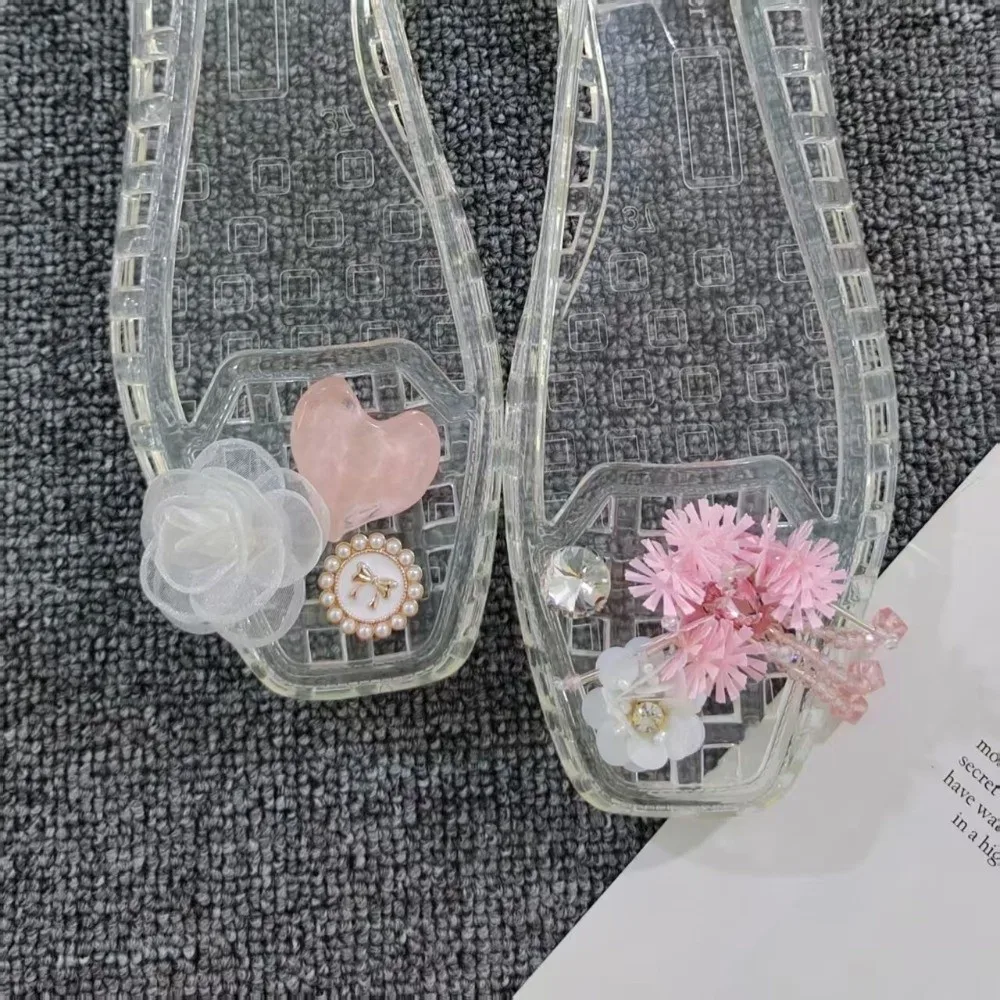 

PVC Material Shoe Charms Seaweed Bead Transparent String Bead Chain Hole Design Detachable Shoe Buckle DIY Shoes