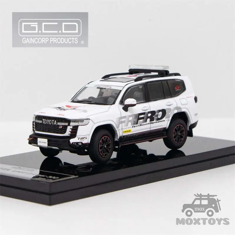 

GCD 1:64 LAND CRUISER LC300 Japan SUPER GT safety car RHD Diecast Model Car