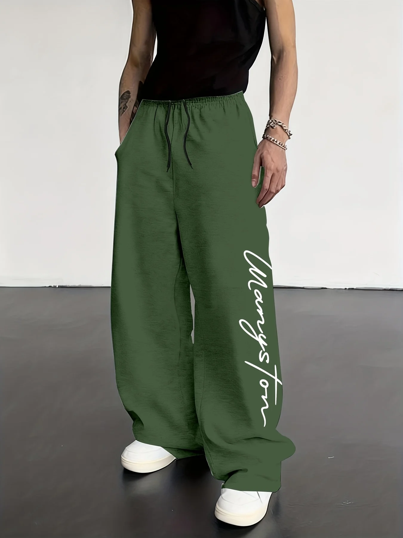 

Men's Versatile Gothic Letter Pattern Printed Drawstring Loose, Comfortable, Breathable, Simple and Atmospheric Wide-leg Pants