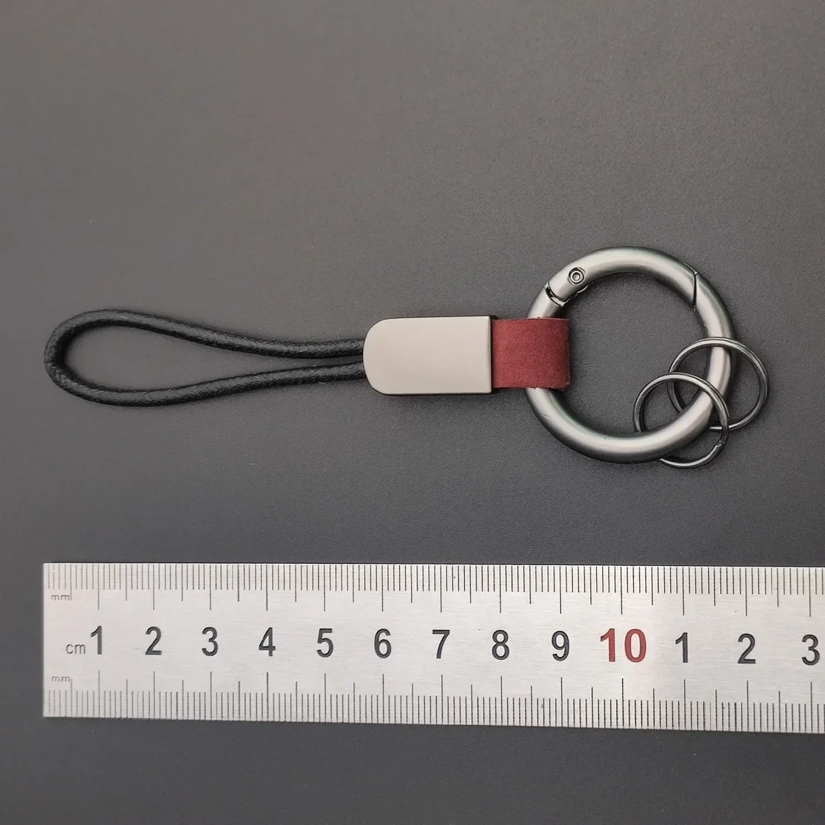 Customized Matte Leather Anti Lost Keychain Car Keychain Hanging Rope Business Gift Cowhide Creative Personality Buckle Keychain