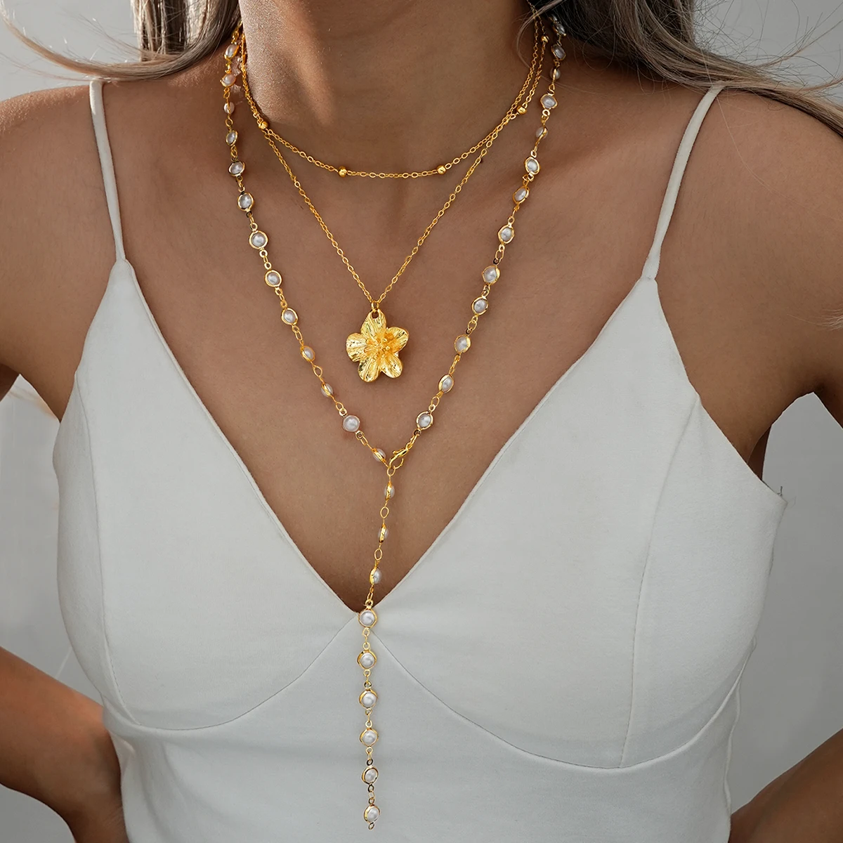 3 Pcs Elegant Flowe… - image