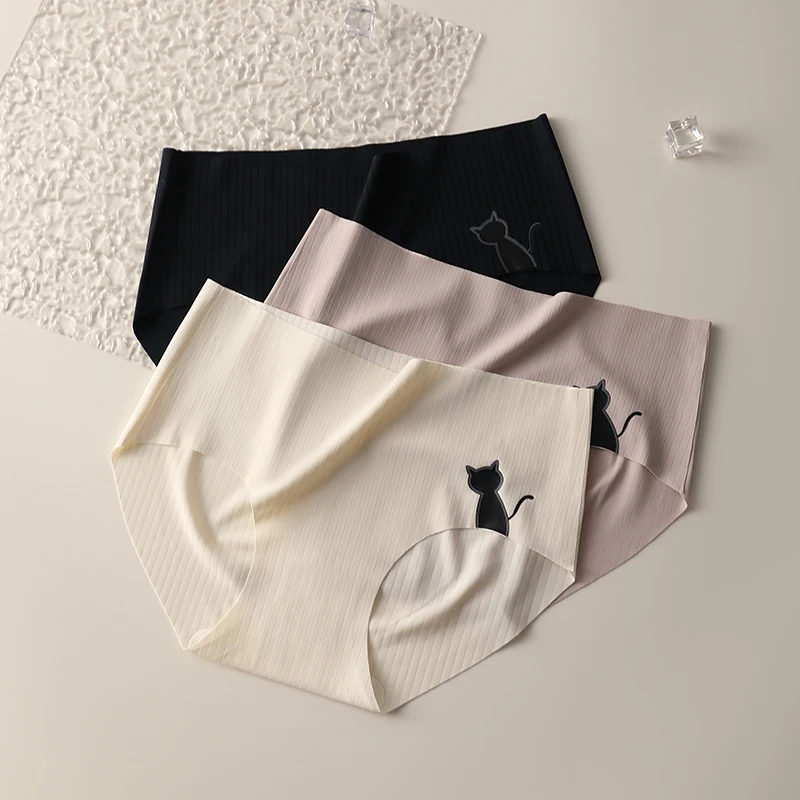 女性のためのシームレスなランジェリー3ピース,女性のためのセクシーな下着セット,猫のパンティー,超薄型,下着