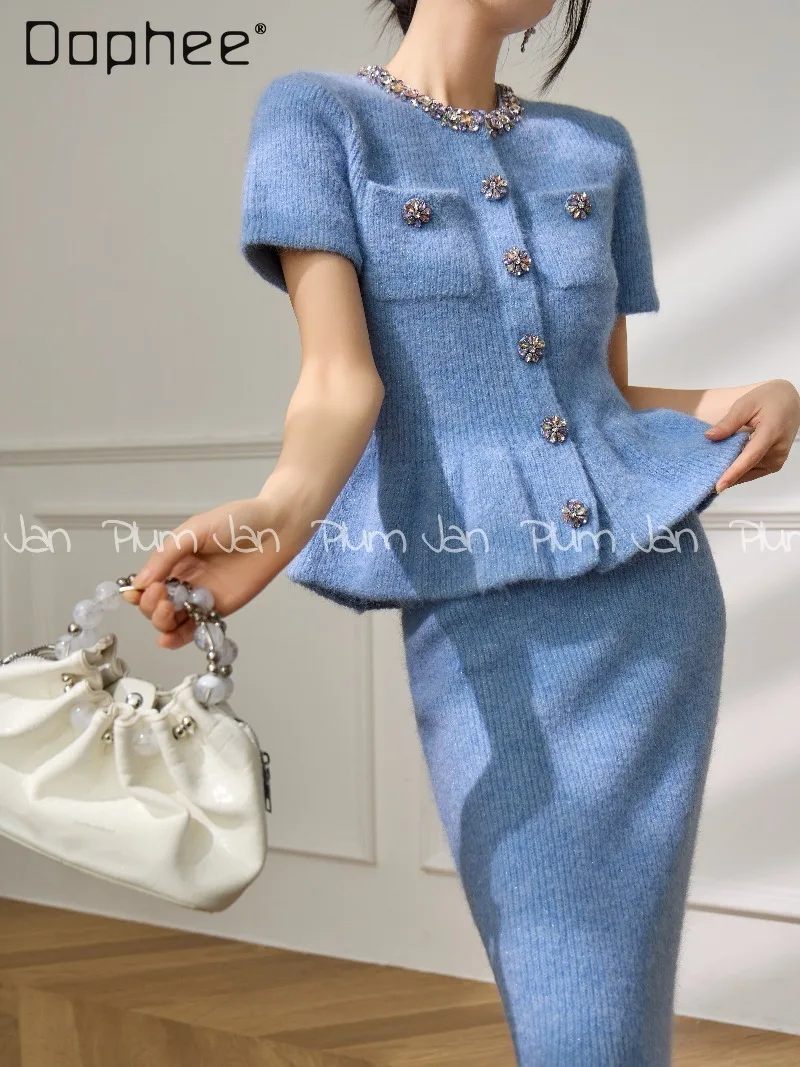 

Elegant Luxurious Blue Evening Dress Sets Beading Rhinestones Round-neck Short-sleeve Top Mid-length Knitted Skirt Two-piece Set