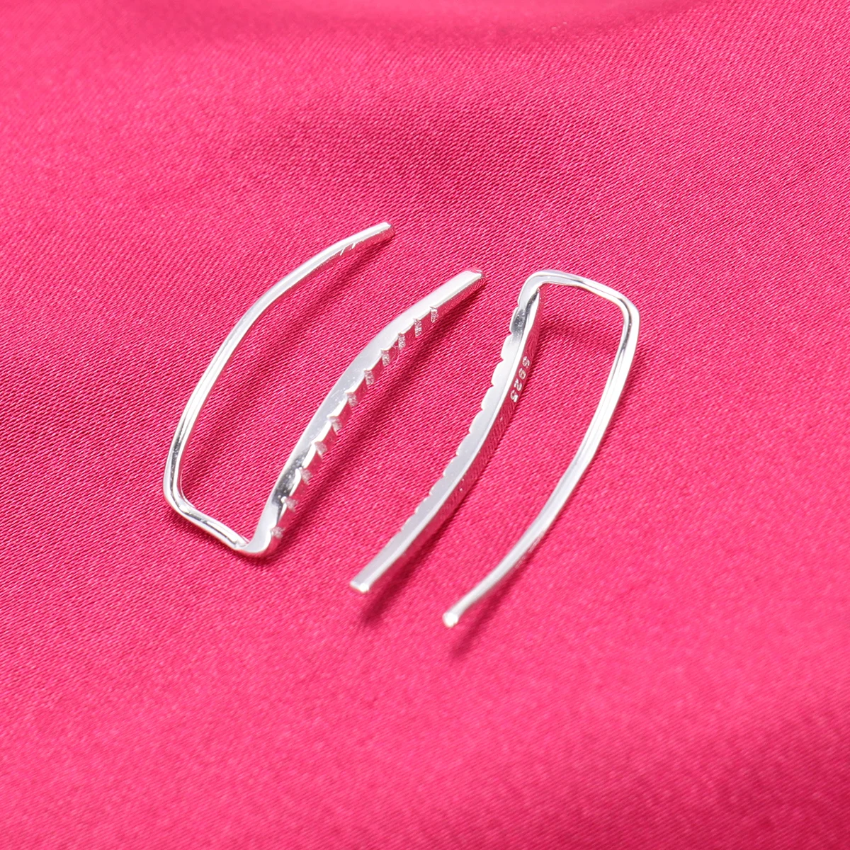 

925 Simple Earrings Sterling Silver Crawler Fashion for Women Bar Golden Girl