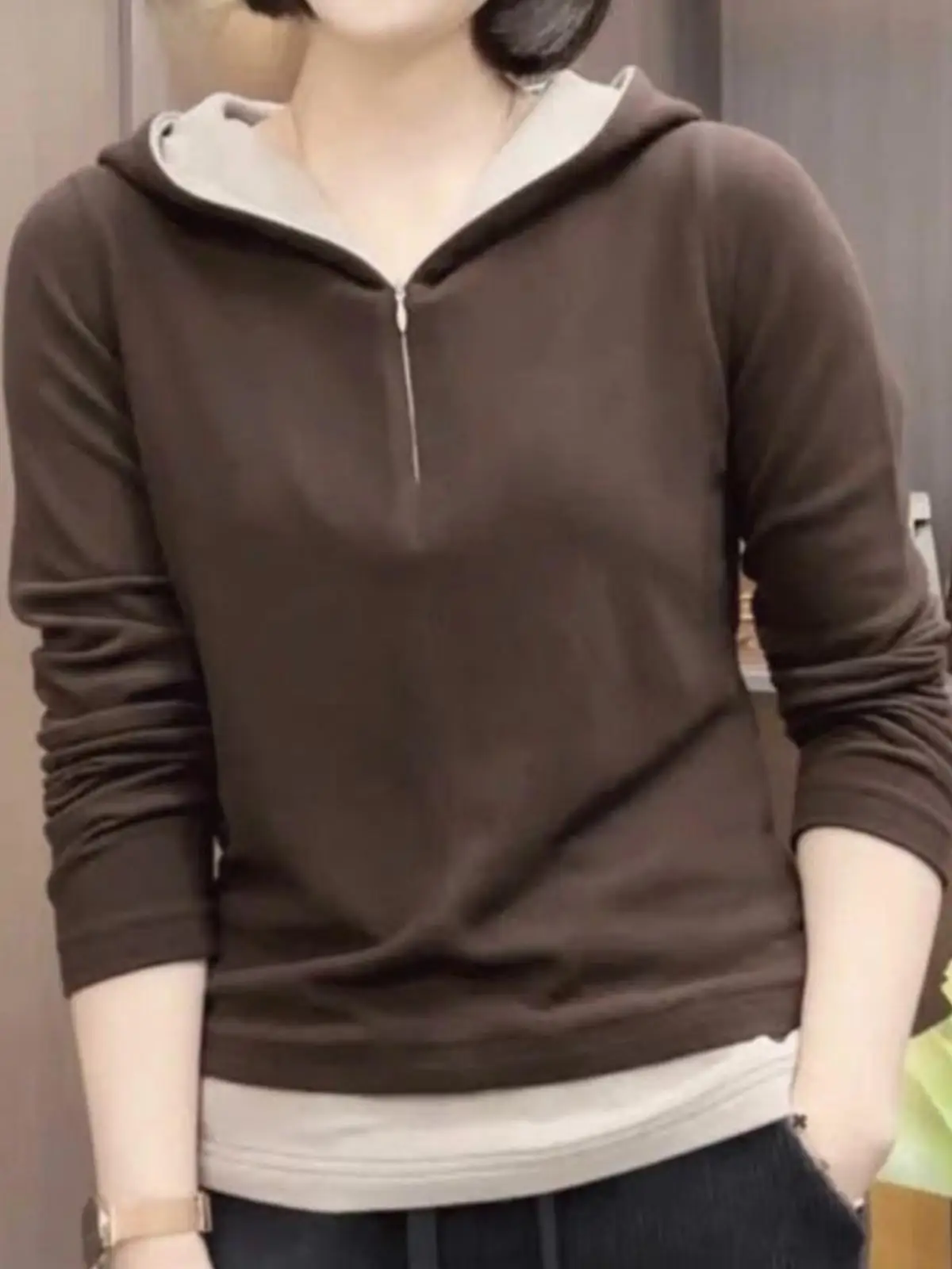 レディースベースレイヤーシャツ-デジッパー長袖フード付きtシャツ-春の新作-フェイクツーピース襟ピンインナーウェア