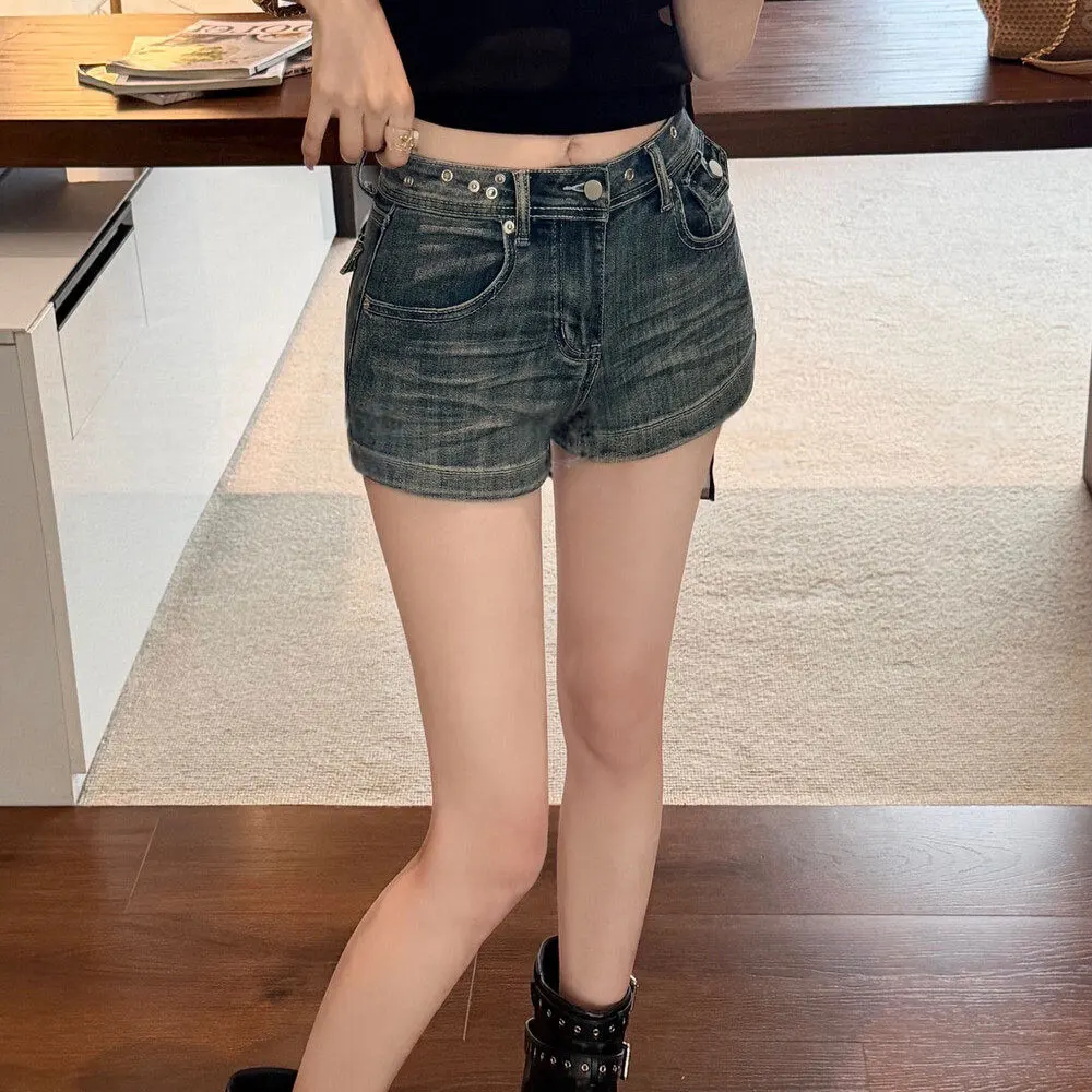 

Slimming High Waist Denim Shorts Women's Base Layer Hot Pants Three Colors Trendy Casual Style Spring Fashion Straight Leg