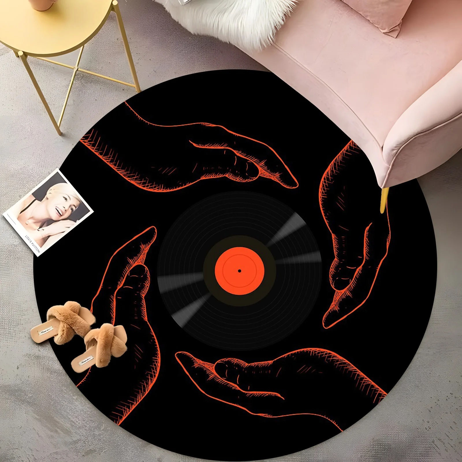 

Оранжевый виниловый круглый ковер с отпечатками рук, ретро-музыкальный ковер с черным фоном, нескользящий коврик для гостиной, художественный домашний декор