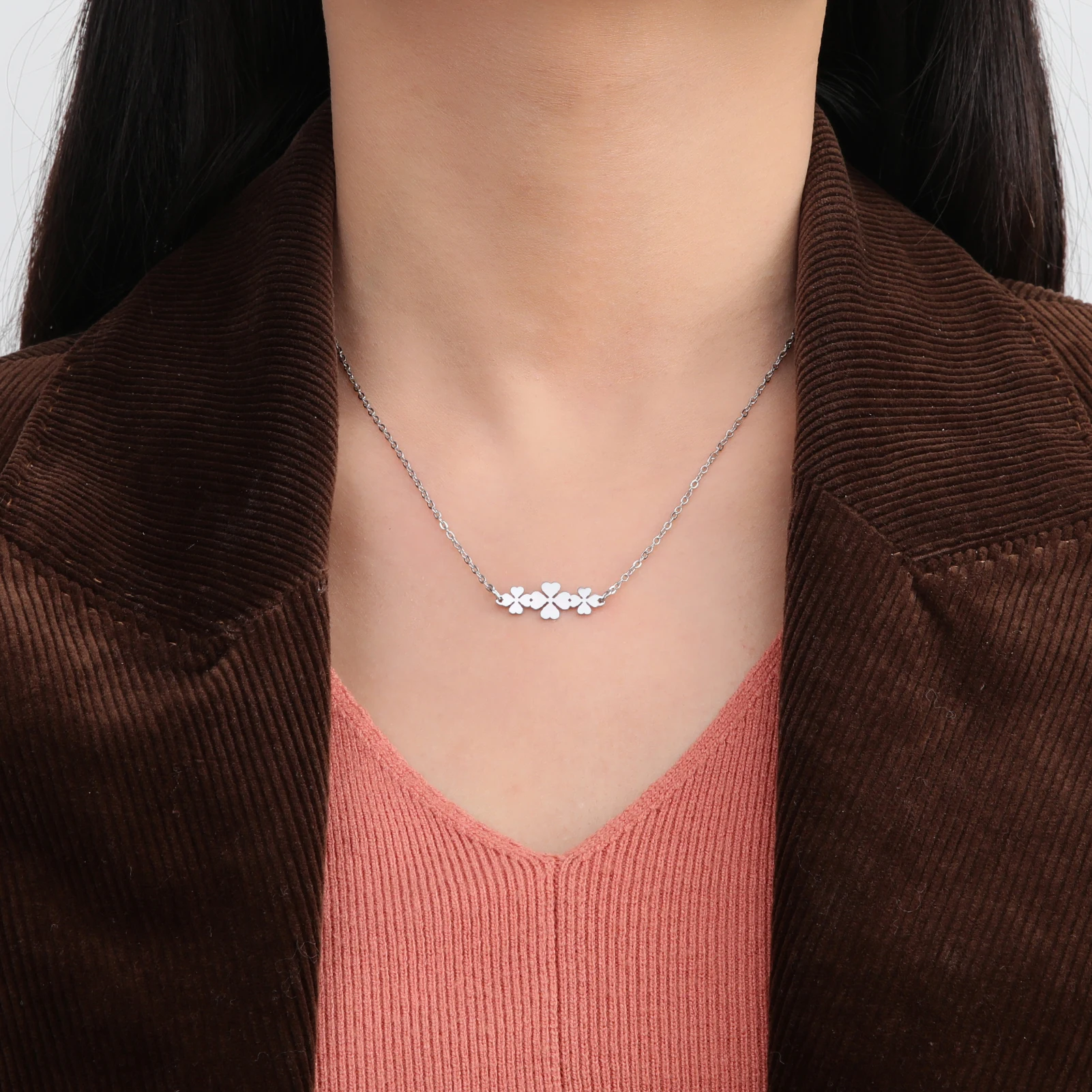 Skyrim Heart Flowers Pendant Necklaces Stainless Steel Gold Color Women Clavicle Chain Choker Boho Jewelry Valentine's Day Gift image 5