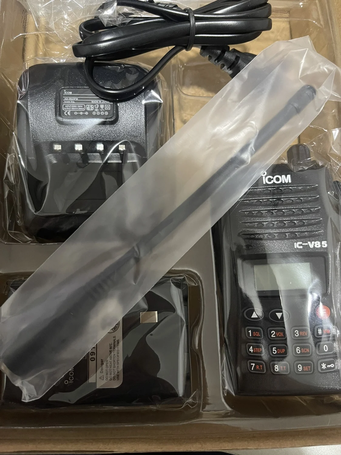 IC-V85 Walkie Talkie maritim, Walkie-Talkie, Port VHF, perahu pancing genggam, Handset daya tinggi, mengemudi mandiri, nirkabel