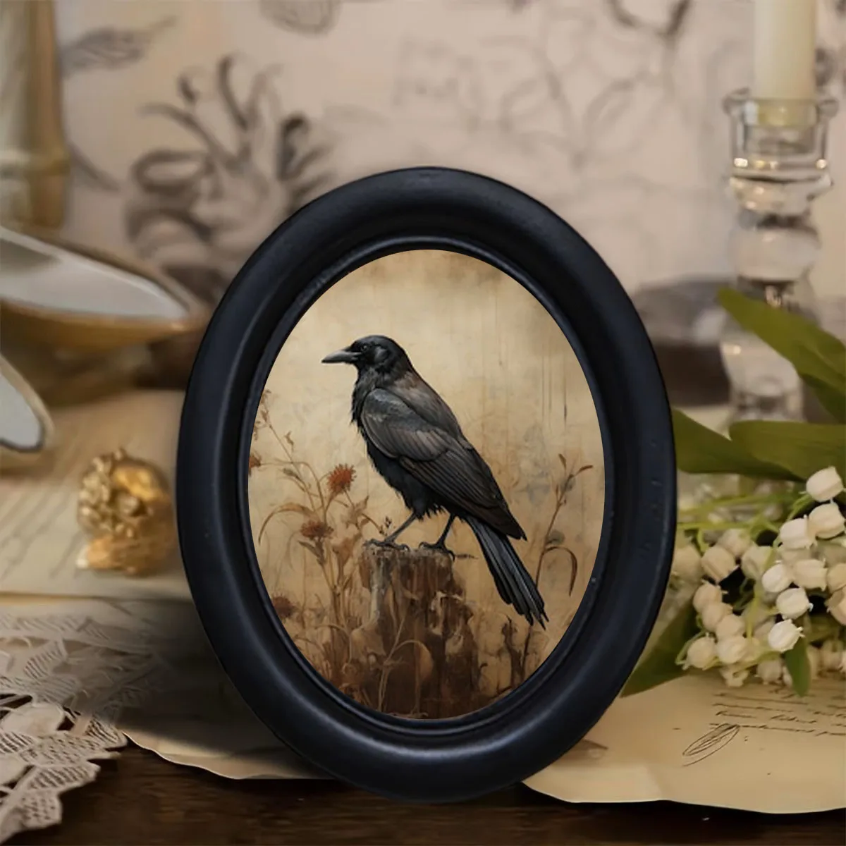 1 Piece of Vintage Crow Oval Frame Wall Decoration on a Tree Stump, Gothic Dark Style Bird Hanging Painting, Distressed Mysterious Style Niche Art Ornament, Atmospheric Wall Decoration for Study Room, Gift for Crow Enthusiasts