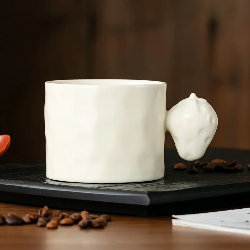 Minimaal ontworpen keramische koffiemok voor koppels met een fraai uiterlijk, hangende oren, mollig en met grote inhoud, ontbijtmok.