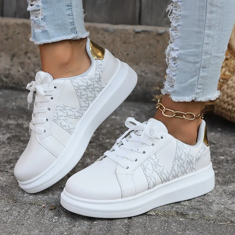 Women's Flower Pattern Skate Shoes, Metal Decor Lace Up Flat Shoes, Low Top Non Slip Casual Sneakers