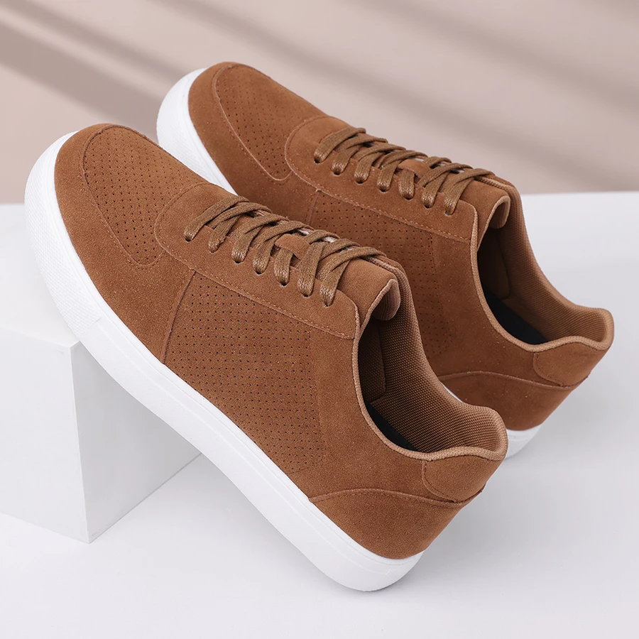 2026 New Spring Autumn Men's Board Shoes Versatile Men's Casual Single Shoes Anti Slip Sports Shoes