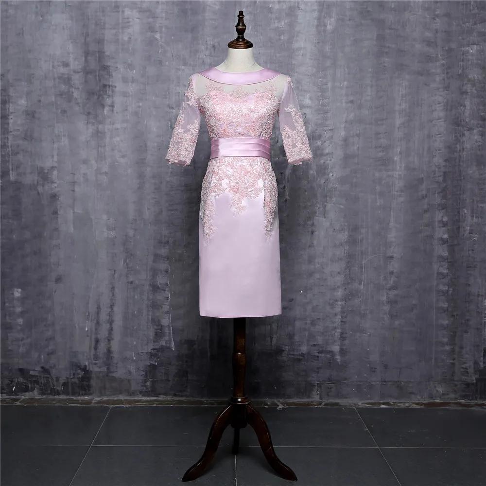 Pink Mother Of The Bride Dresses Sheath Half Sleeves Knee Length Appliques Plus Size Short Groom Mother Dresses For Wedding