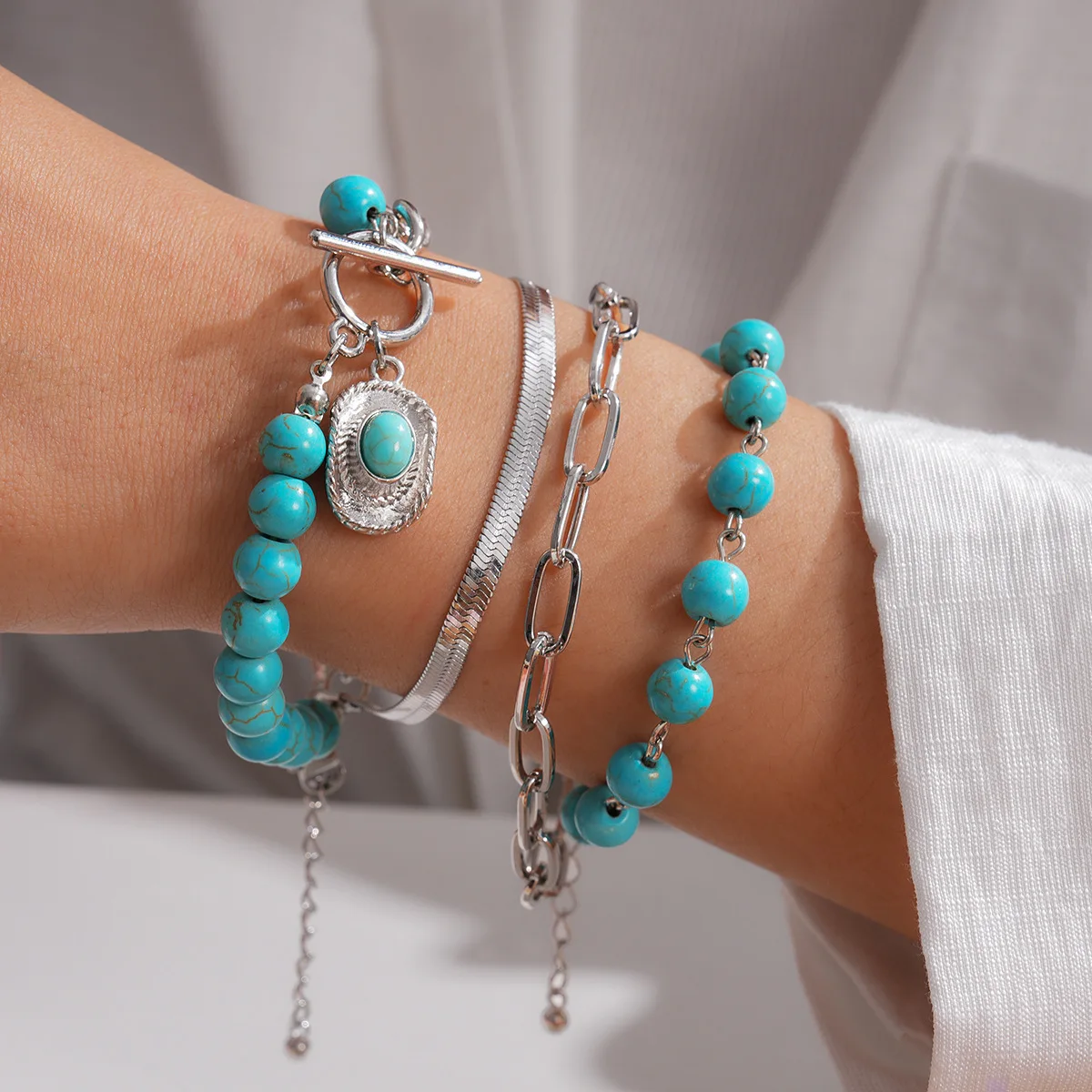 4pcs/set Vintage Turquoise Round Bead Multi Layer Bracelet Luxury Blue Snake Bone Chain Bohemian Stackable Wrist Hand Accessory