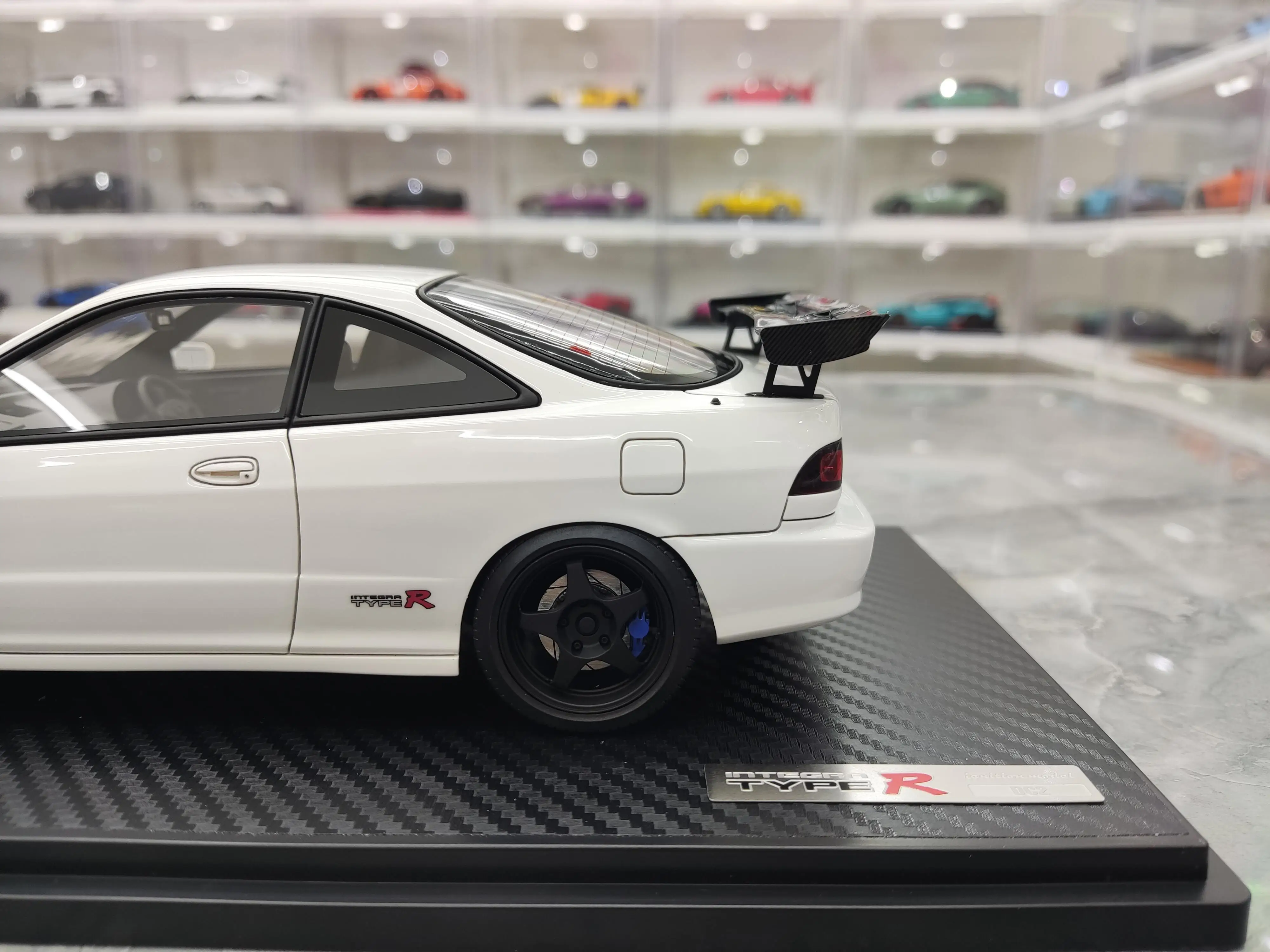 IG 1:18 INTEGRA DC2 TYPE R JDM Simulation Limited Edition Resin Metal Static Car Model Toy Gift