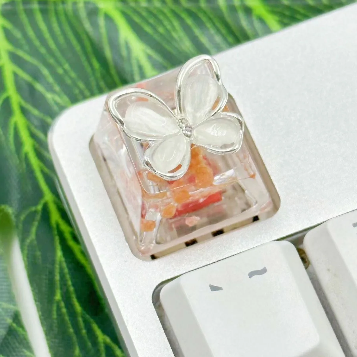 Butterfly Personality Keycaps Butterfly Rotatable Unzip Flowers Transparent Resin Keycaps for Mechanical Keyboard