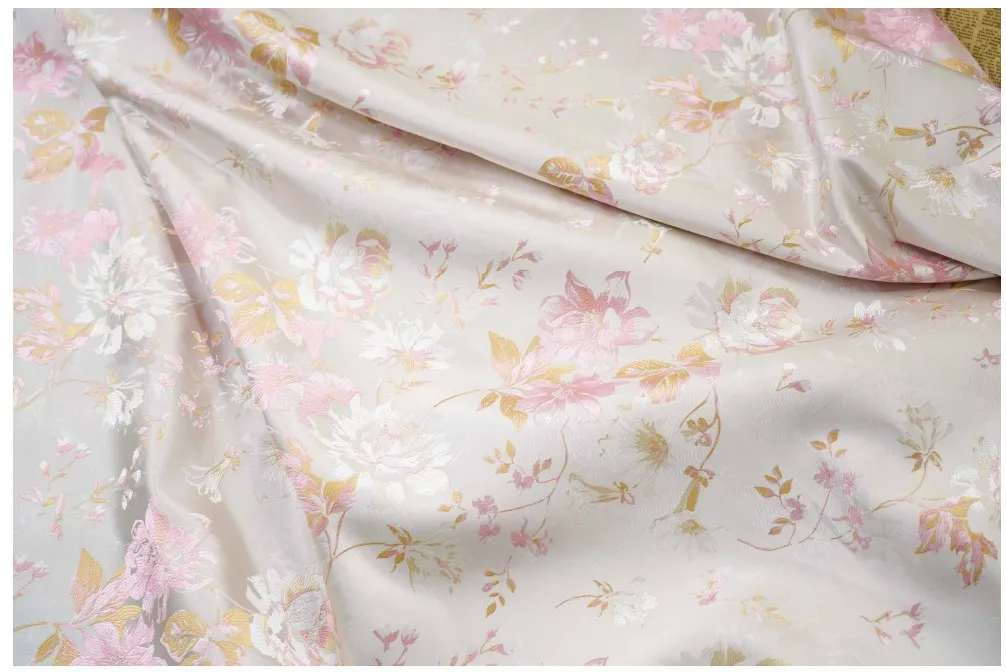 Tessuto jacquard classico con fiori rosa da 1 metro, elegante abito, camicia, borsa, tessuto da cucito decorativo